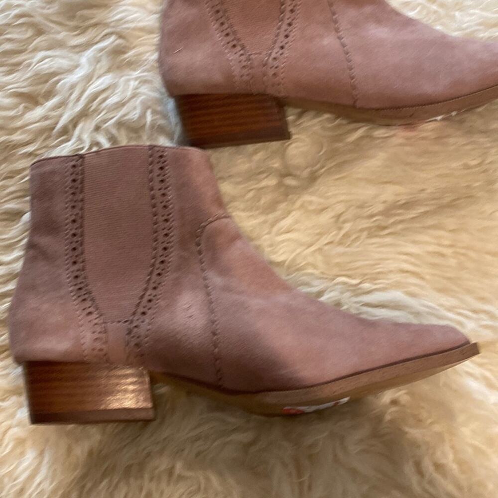 Joe’s Jeans Women’s Rose Mica Chelsea Bootie NWOB Sz 6M Suede Pointed Toe - Picture 8 of 9